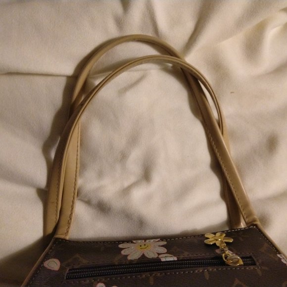Cute Handbag - Picture 11 of 14